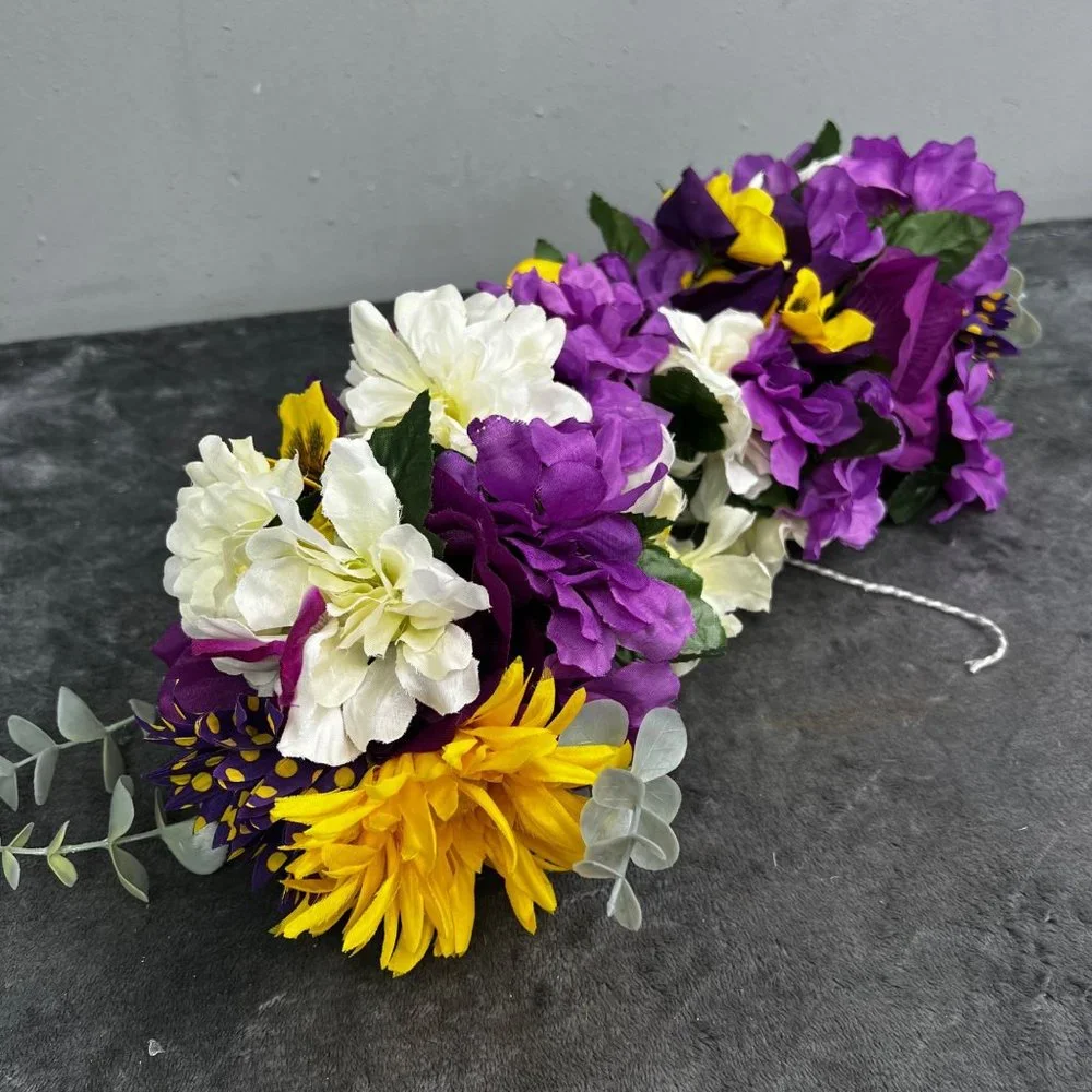 Unbranded floral swag